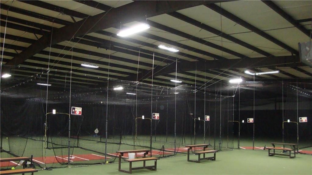2014 Interstate Highway 30 W, Greenville, TX 75402